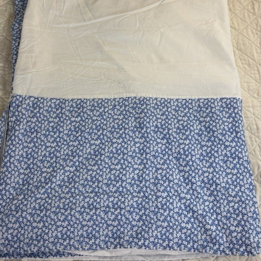 Custom
Bedskirt Dust Ruffle Blue White Flowers Queen 13" Drop Custom‎ Cottage